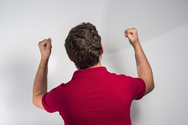 热议成都平广岛：联赛亚冠都蛮硬；租德尔加多需下载反诈app