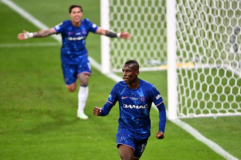 巴萨青训营中场人才井喷！拉马西亚再现黄金一代